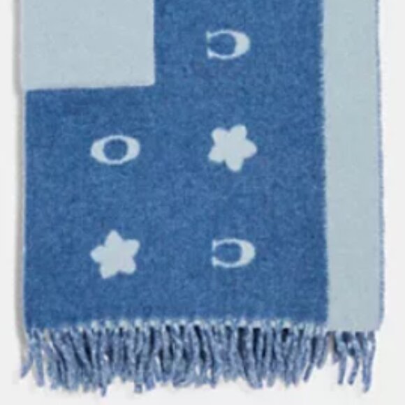 Coach Stars Oversized Muffler with Pockets - Picture 2 of 5